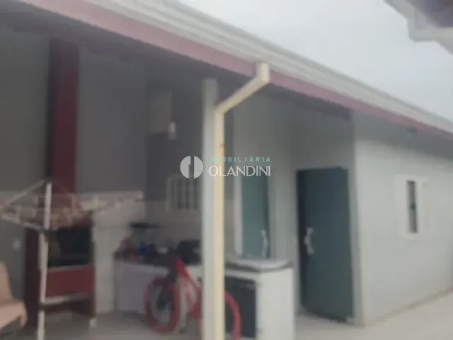 Casa com 300m² 4 quartos e 2 banheiros, à venda ou para alugar, no bairro Egydio Tagliari em Artur Nogueira