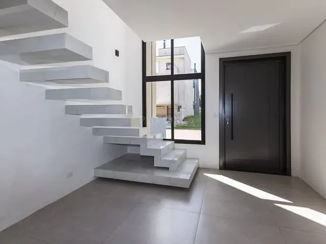 Casa com 128m² 3 quartos e 3 banheiros, à venda, no bairro Santa Cândida em Curitiba