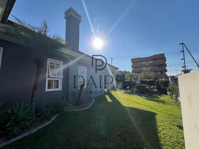 Casa com 936m² 3 quartos e 4 banheiros, à venda, no bairro Centro em Campo Bom