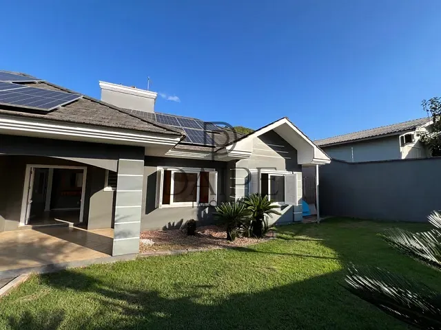 Casa com 936m² 3 quartos e 4 banheiros, à venda, no bairro Centro em Campo Bom