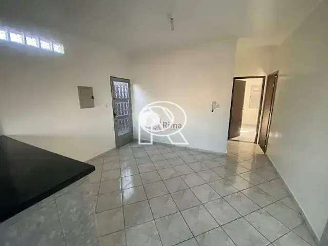 Casa 2 quartos e 1 banheiro, à venda, no bairro Vila Fátima em Registro