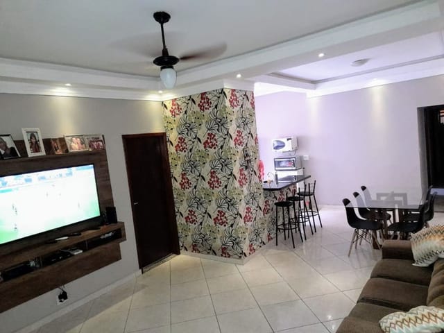 Foto do Casa - Casa com 3 dormitórios à venda, 122 m² por R$ 420.000,00 - Villa Branca - Jacareí/SP | RUSSI IMÓVEIS