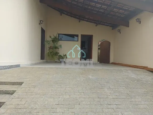 Casa com 480m² 3 quartos e 2 banheiros, à venda, no bairro Jardim das Nações em Taubaté
