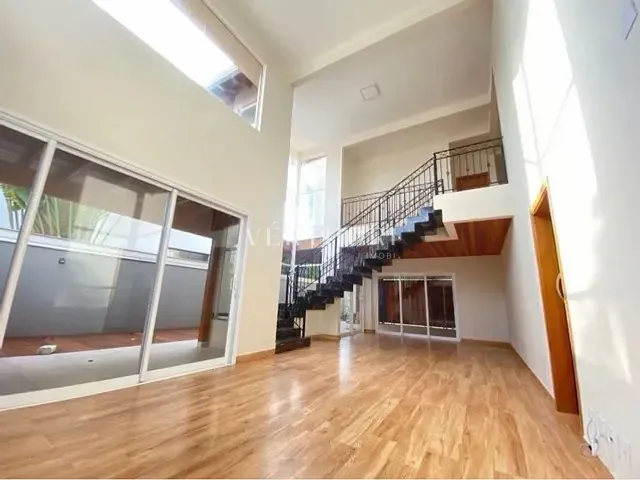 Casa 4 quartos e 6 banheiros, para alugar, no bairro Esperança em Londrina