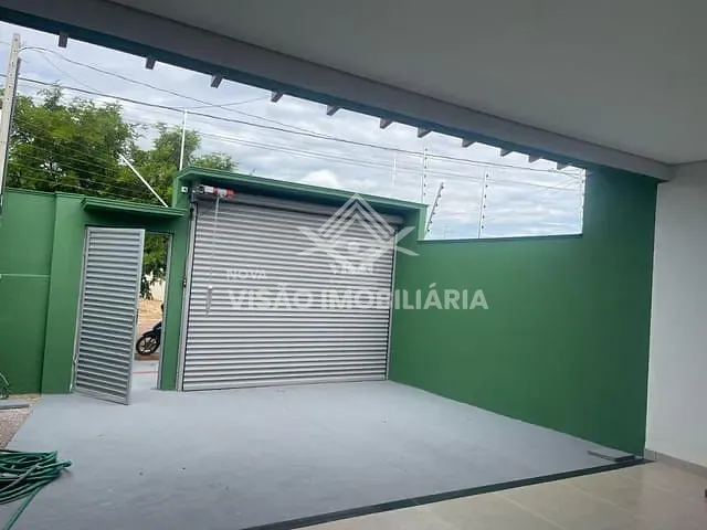 Casa 2 quartos e 1 banheiro, à venda, no bairro Jardim Iporã em Sinop