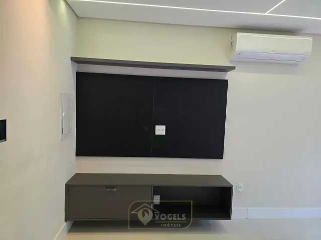 Casa com 115m² 2 quartos e 2 banheiros, à venda, no bairro Centro em Holambra