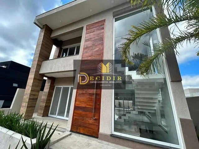 Casa com 226m² 3 quartos e 3 banheiros, à venda, no bairro Fazenda Rodeio em Mogi das Cruzes