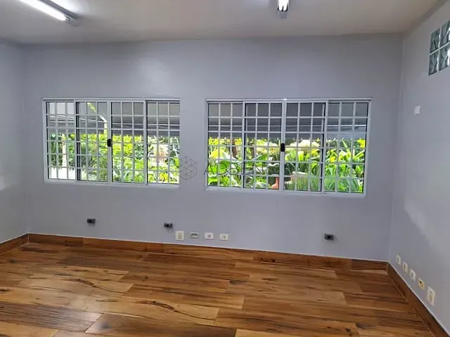 Sobrado para alugar, no bairro Pacaembu em São Paulo