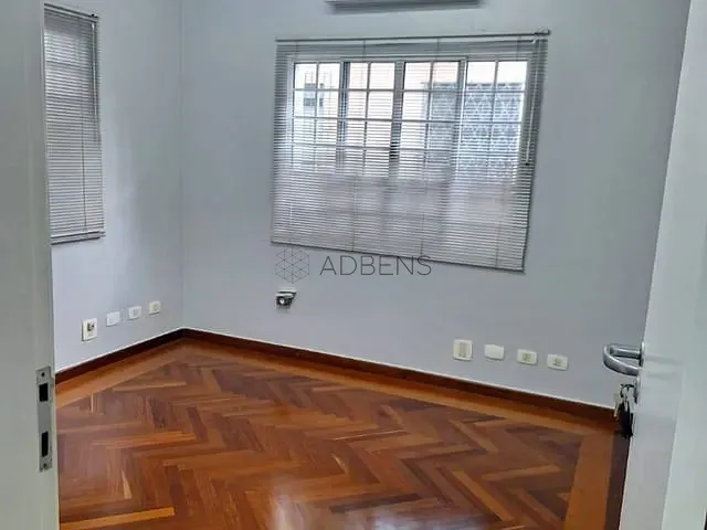 Sobrado para alugar, no bairro Pacaembu em São Paulo