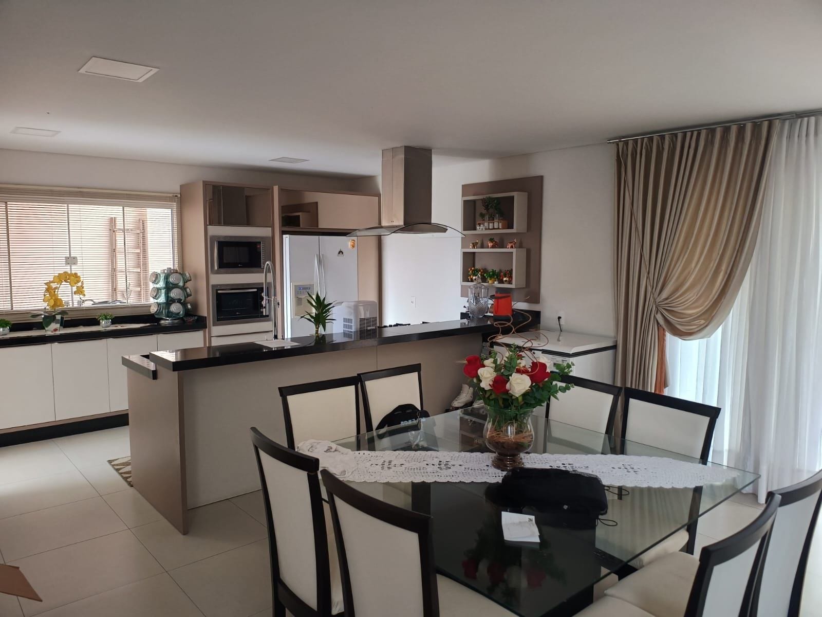 Sobrado, 3 quartos, 334 m² - Foto 8