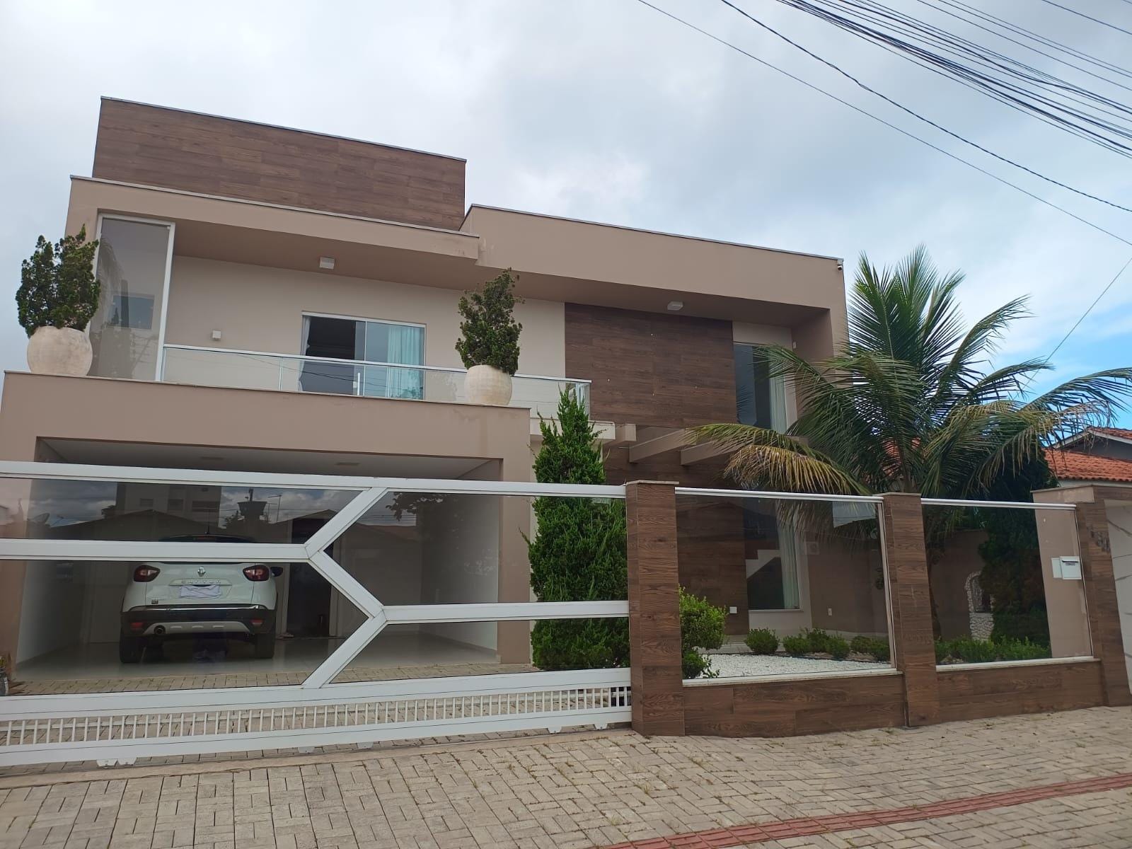 Sobrado, 3 quartos, 334 m² - Foto 2