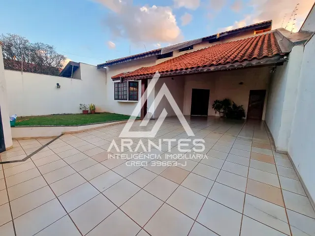 Casa 3 quartos e 3 banheiros, à venda, no bairro São José em Barretos