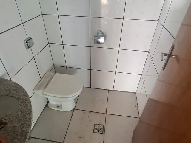 Casa com 425m² 3 quartos e 2 banheiros, à venda, no bairro Vila Aurora Oeste em Goiânia