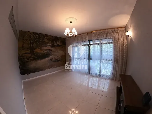Casa 3 quartos e 3 banheiros, à venda, no bairro Barreiro em Belo Horizonte