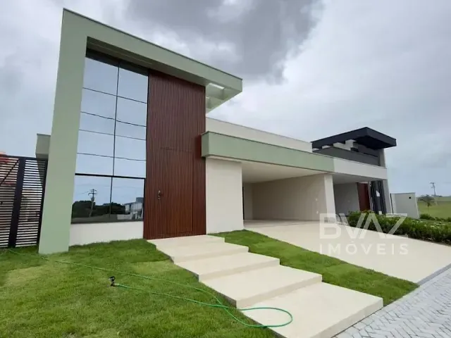 Casa com 250m² 3 quartos e 4 banheiros, à venda, no bairro Ogiva em Cabo Frio