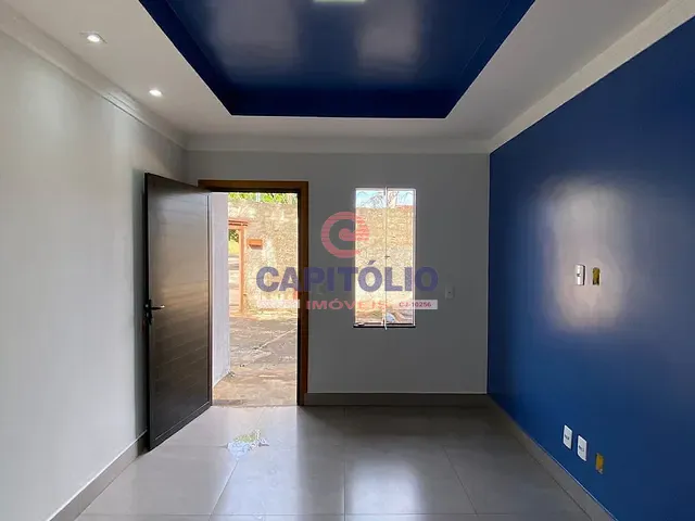 Casa 3 quartos e 2 banheiros, à venda, no bairro Cardoso em Aparecida de Goiânia