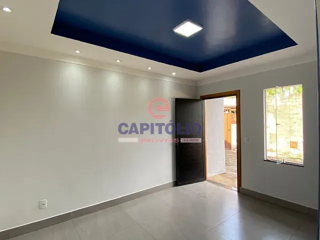 Casa 3 quartos e 2 banheiros, à venda, no bairro Cardoso em Aparecida de Goiânia