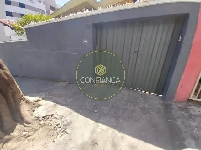 Casa com 318m² 3 quartos e 2 banheiros, para alugar, no bairro Santa Inês em Belo Horizonte