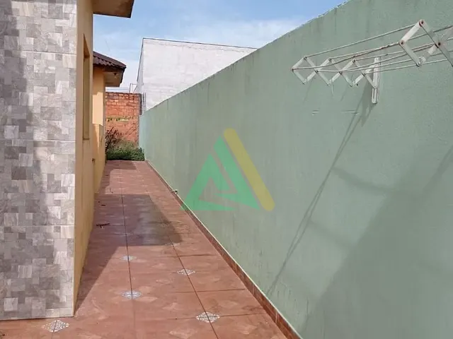 Casa com 300m² 2 quartos e 1 banheiro, à venda, no bairro Recanto Di Verona em Mogi Mirim