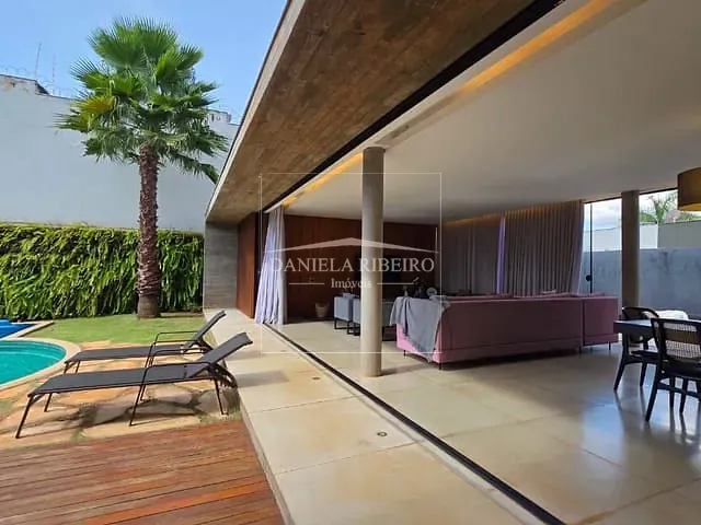 Casa com 438m² 5 quartos e 6 banheiros, à venda, no bairro Condomínio Royal Golf Residence em Londrina