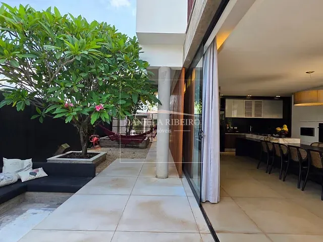Casa com 438m² 5 quartos e 6 banheiros, à venda, no bairro Condomínio Royal Golf Residence em Londrina