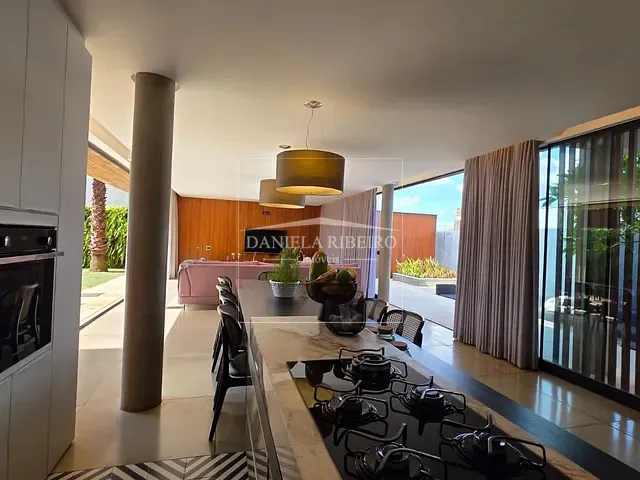 Casa com 438m² 5 quartos e 6 banheiros, à venda, no bairro Condomínio Royal Golf Residence em Londrina