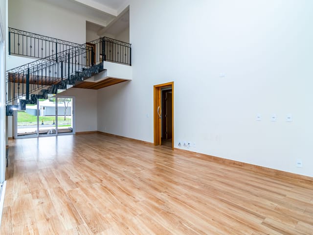 Casa com 505m² 6 quartos e 7 banheiros, à venda, no bairro Esperança em Londrina