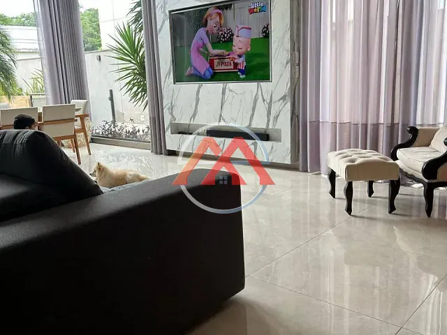 Casa 4 quartos e 2 banheiros, à venda, no bairro Alphaville em Santana de Parnaíba