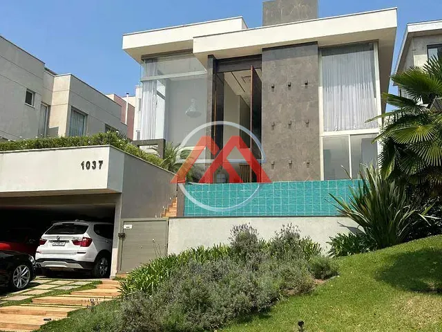 Casa 4 quartos e 2 banheiros, à venda, no bairro Alphaville em Santana de Parnaíba