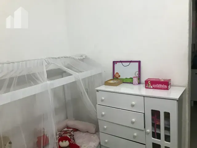 Casa com 75m² 2 quartos e 1 banheiro, à venda, no bairro Vila Nova em Nova Iguaçu