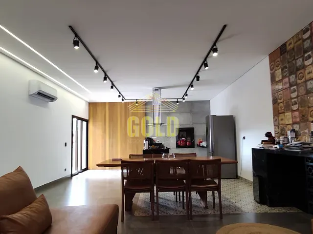 Casa com 382m² 2 quartos e 3 banheiros, à venda, no bairro Marumbi em Londrina