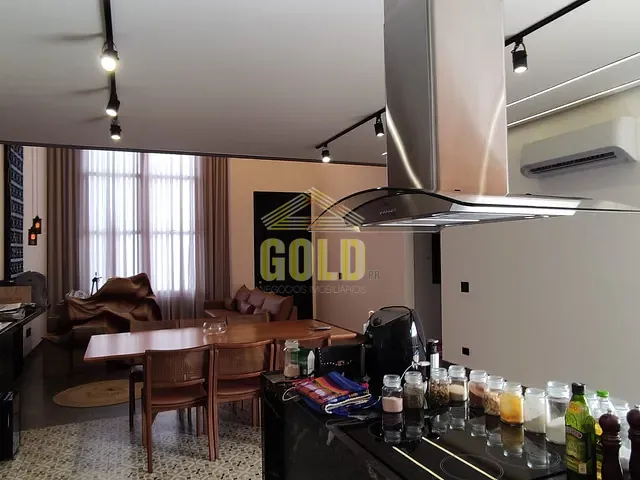 Casa com 382m² 2 quartos e 3 banheiros, à venda, no bairro Marumbi em Londrina