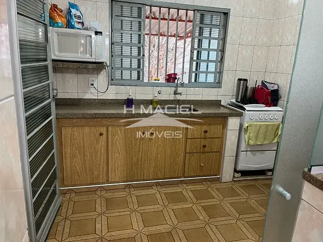 Casa com 300m² 2 quartos e 1 banheiro, à venda, no bairro Vila Inema em Hortolândia