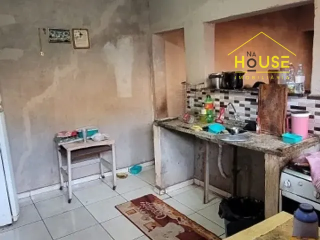 Casa com 326m², à venda, no bairro Estação em Votuporanga