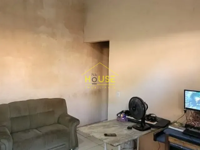 Casa com 326m², à venda, no bairro Estação em Votuporanga