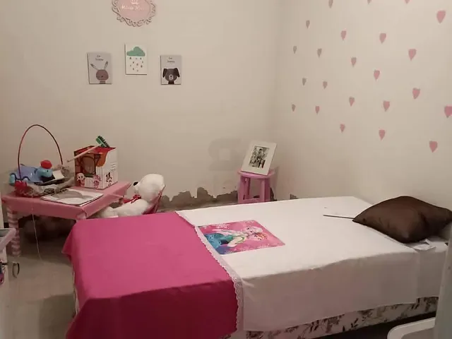 Casa 3 quartos e 1 banheiro, à venda, no bairro Alves de Souza em Paulo Afonso