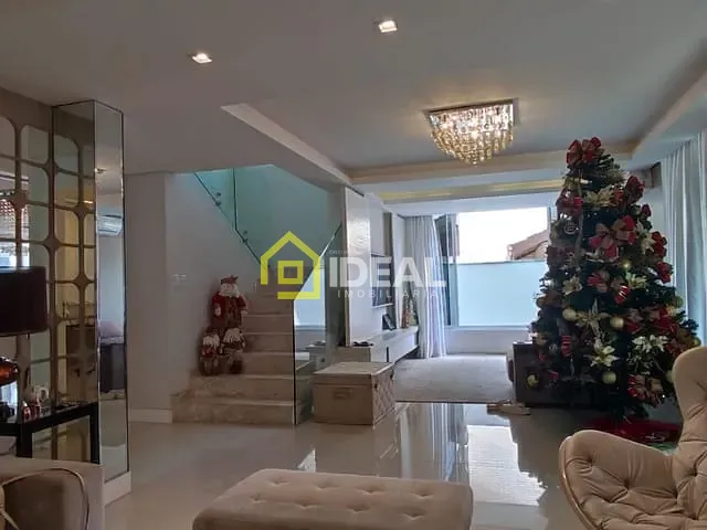 Casa 4 quartos e 4 banheiros, à venda, no bairro Floresta em Concórdia