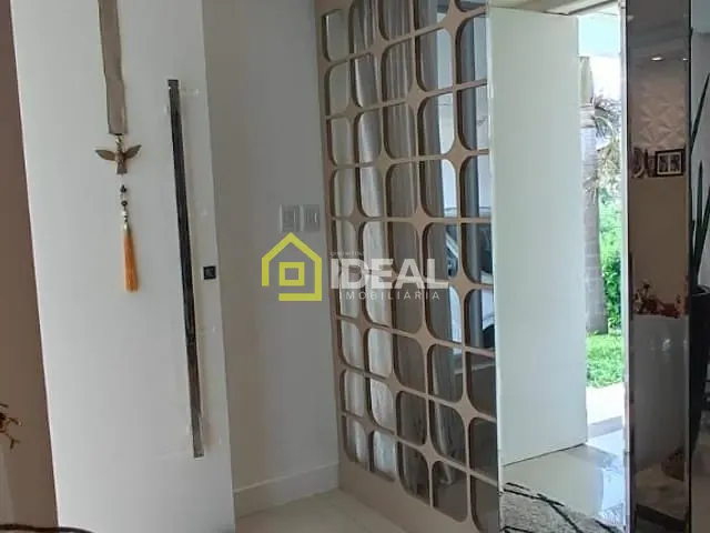 Casa 4 quartos e 4 banheiros, à venda, no bairro Floresta em Concórdia
