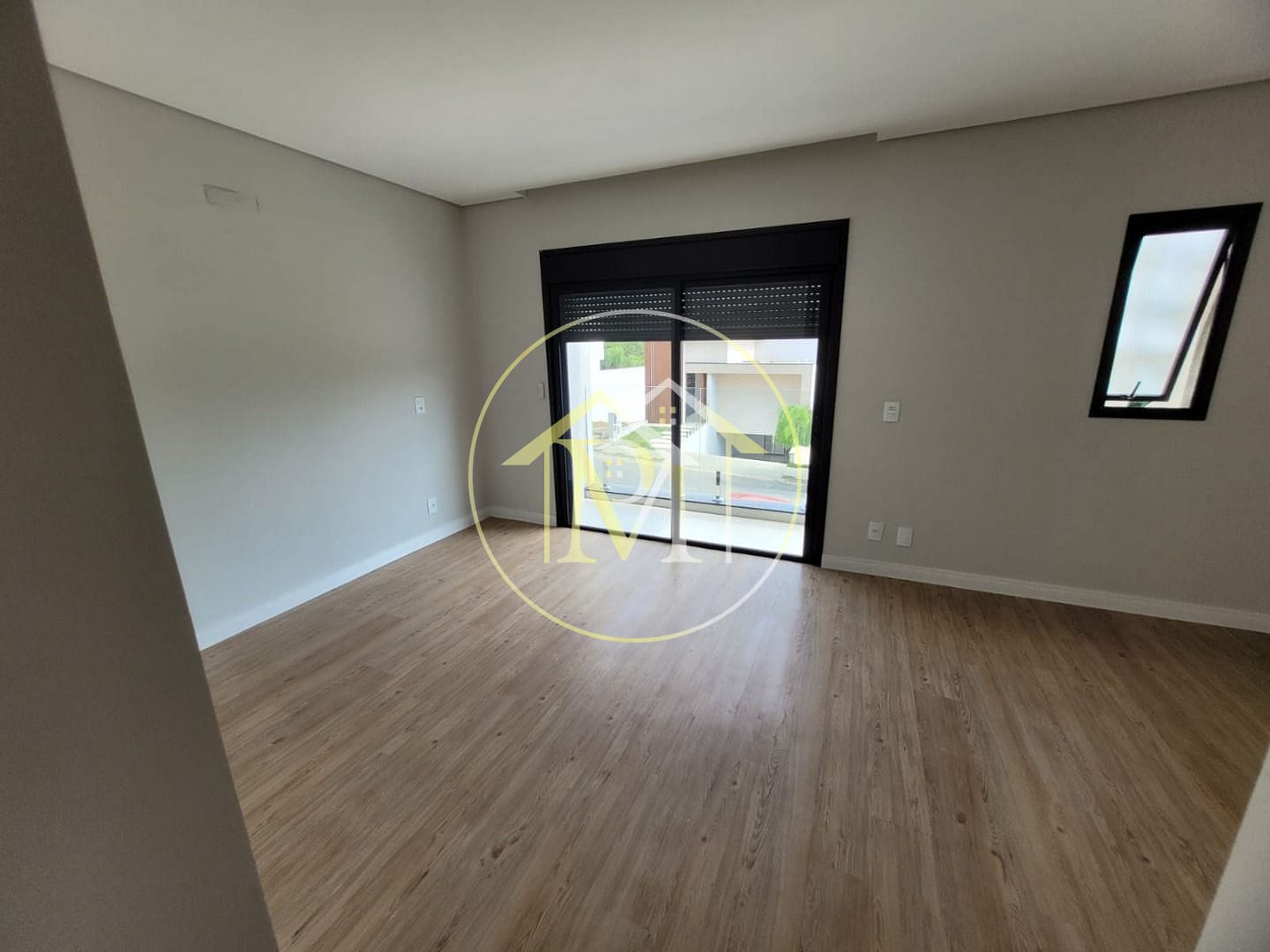 Casa à venda com 3 quartos, 205m² - Foto 9