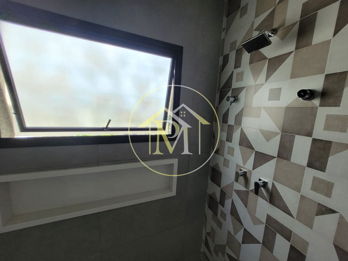 Casa à venda com 3 quartos, 205m² - Foto 4