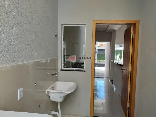Casa com 125m² 3 quartos e 2 banheiros, à venda, no bairro Jardim Belo Horizonte em Londrina
