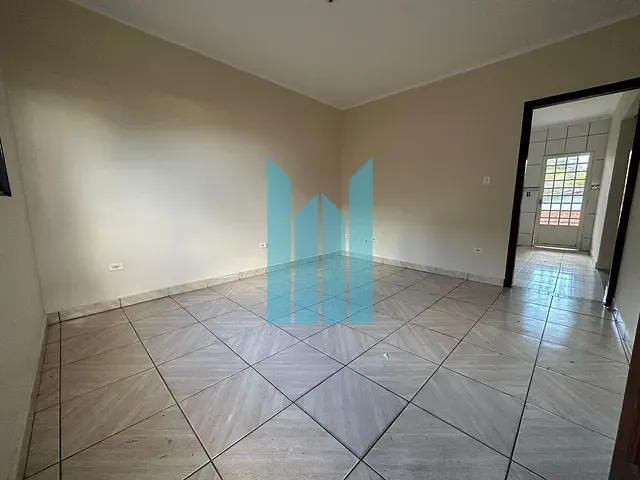 Casa 2 quartos e 1 banheiro, à venda, no bairro Jardim São Bento em Poços de Caldas
