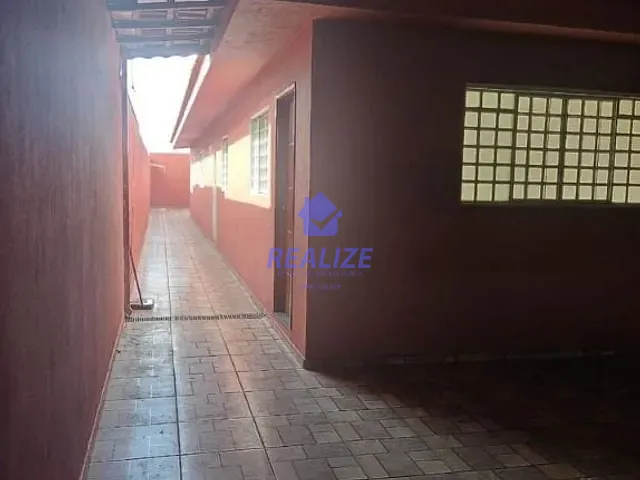 Casa com 180m² 2 quartos e 2 banheiros, à venda, no bairro Jardim Aeroporto em Botucatu
