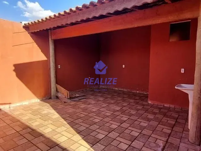 Casa com 180m² 2 quartos e 2 banheiros, à venda, no bairro Jardim Aeroporto em Botucatu