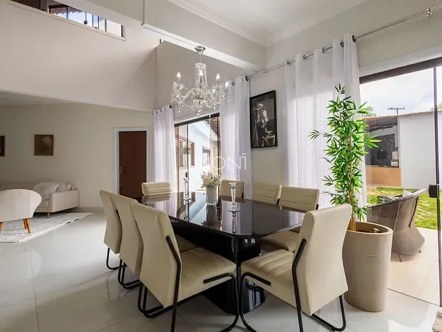 Casa 4 quartos e 7 banheiros, à venda, no bairro Região dos Lagos (Sobradinho) em Brasília