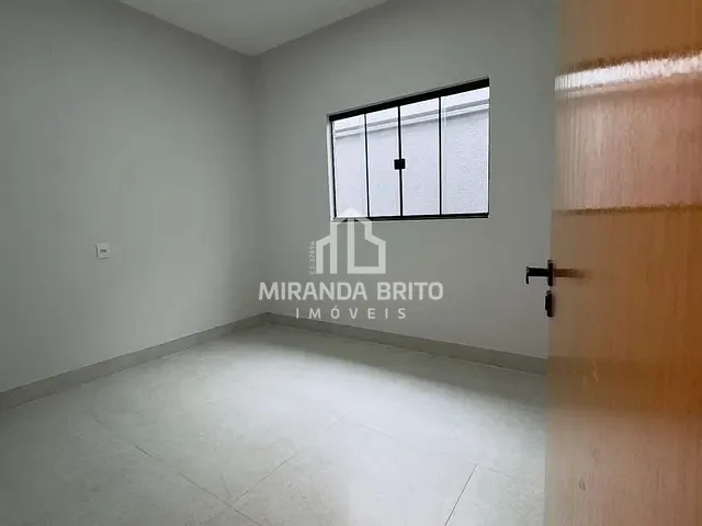 Casa 3 quartos e 2 banheiros, à venda, no bairro Parque Itatiaia em Aparecida de Goiânia