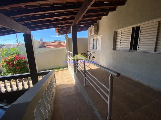 Casa com 250m² 3 quartos e 1 banheiro, à venda, no bairro Parque Residencial Santa Rita em Capivari