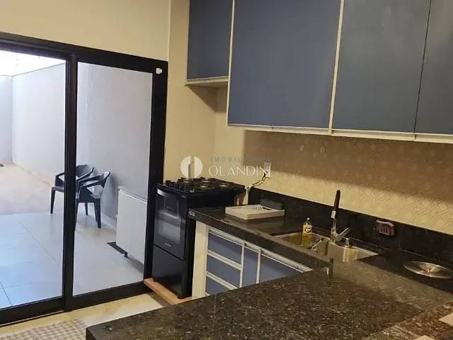 Casa com 200m² 3 quartos e 2 banheiros, à venda, no bairro Vila Nogueira em Artur Nogueira