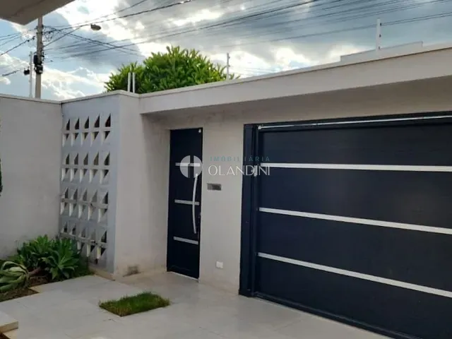 Casa com 200m² 3 quartos e 2 banheiros, à venda, no bairro Vila Nogueira em Artur Nogueira