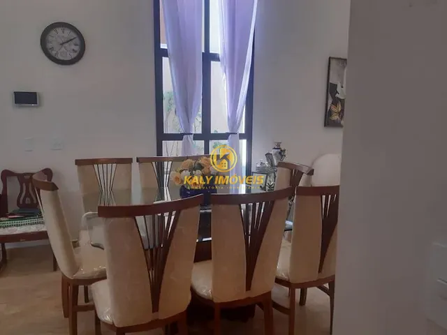 Casa com 300m² 3 quartos e 1 banheiro, à venda, no bairro Olímpico em São Caetano do Sul